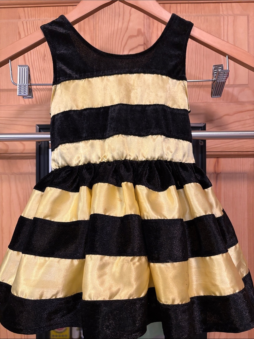 Girls Toddler Bumble Bee  Costume Dress  Sz 2T